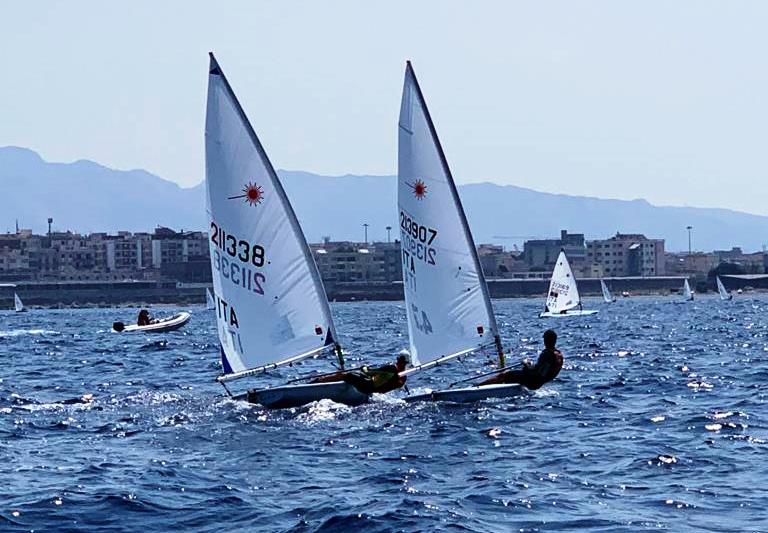 Italiani Giovanili, spedizione a Reggio Calabria: bene i Laser